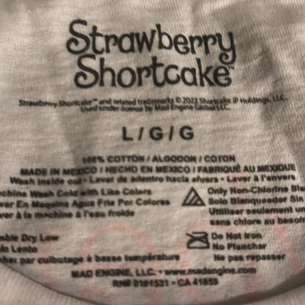 Strawberry Shortcake T-shirt  Print is on the front & Back. Size L. NWT - Picture 5 of 7